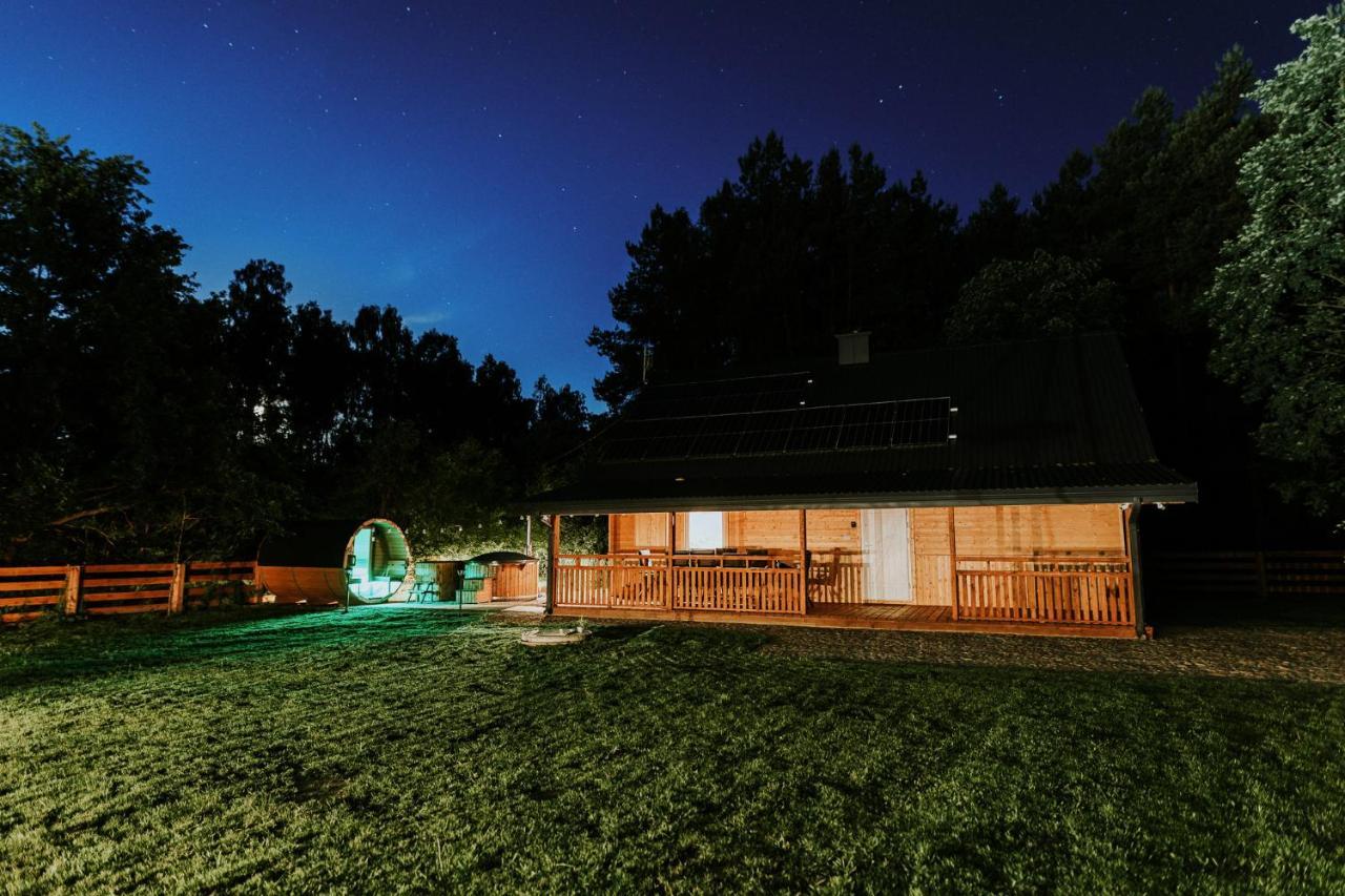 Duch Huszczy W Srodku Sosnowego Lasu Lomazy Exterior photo