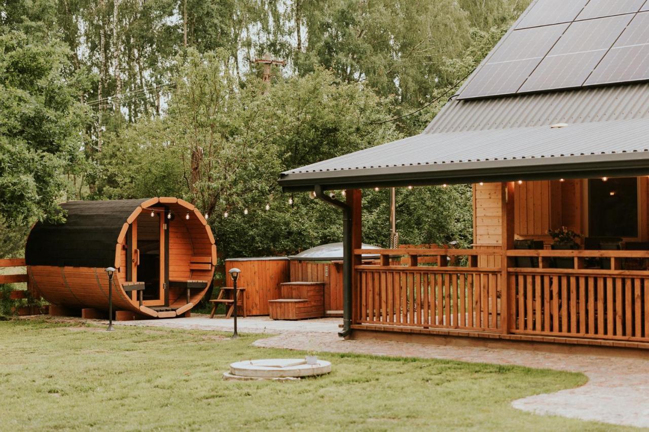 Duch Huszczy W Srodku Sosnowego Lasu Lomazy Exterior photo